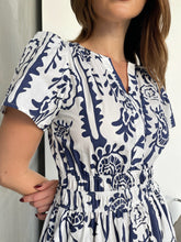 Load image into Gallery viewer, Heather Short Sleeve White/Blue Print Midi Dress