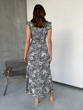 Load image into Gallery viewer, Trissa Navy/White Floral Print Dress