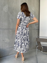 Load image into Gallery viewer, Heather Short Sleeve White/Blue Print Midi Dress