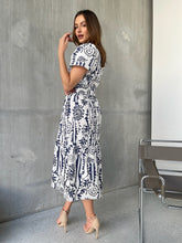 Load image into Gallery viewer, Heather Short Sleeve White/Blue Print Midi Dress