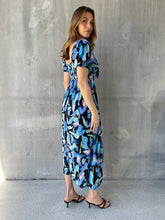 Load image into Gallery viewer, Lulu Tie Front Blue Multi Geo Print Midi Dress