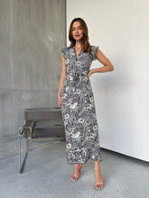 Load image into Gallery viewer, Trissa Navy/White Floral Print Dress