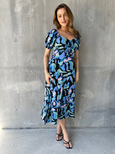 Load image into Gallery viewer, Lulu Tie Front Blue Multi Geo Print Midi Dress