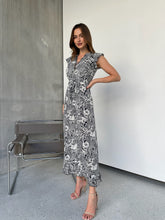 Load image into Gallery viewer, Trissa Navy/White Floral Print Dress