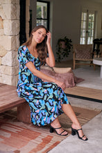 Load image into Gallery viewer, Lulu Tie Front Blue Multi Geo Print Midi Dress
