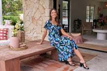 Load image into Gallery viewer, Lulu Tie Front Blue Multi Geo Print Midi Dress