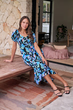 Load image into Gallery viewer, Lulu Tie Front Blue Multi Geo Print Midi Dress
