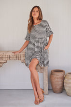 Load image into Gallery viewer, Corinne Tiered Black/White Print Dress