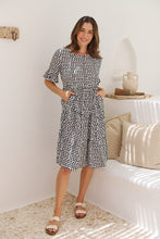 Load image into Gallery viewer, Thea White/Black Spot Print Pocketed Smock