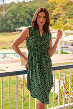 Load image into Gallery viewer, Alma Green/Black Zip Front Dress