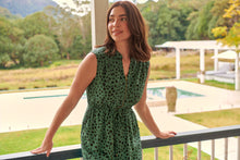 Load image into Gallery viewer, Alma Green/Black Zip Front Dress