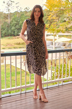 Load image into Gallery viewer, Alma Black/Cream Zip Front Dress