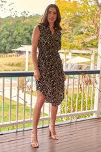 Load image into Gallery viewer, Alma Black/Cream Zip Front Dress