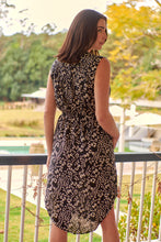 Load image into Gallery viewer, Alma Black/Cream Zip Front Dress