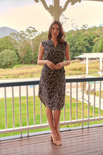 Load image into Gallery viewer, Alma Black/Cream Zip Front Dress