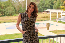 Load image into Gallery viewer, Alma Black/Cream Zip Front Dress