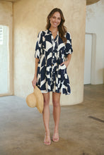 Load image into Gallery viewer, Tahli Navy White Print Smock Dress