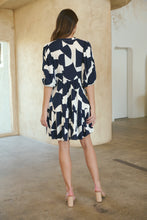 Load image into Gallery viewer, Tahli Navy White Print Smock Dress