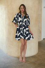 Load image into Gallery viewer, Tahli Navy White Print Smock Dress
