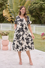 Load image into Gallery viewer, Alejandra Black/Off White Print V Neck Smock