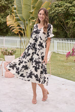Load image into Gallery viewer, Alejandra Black/Off White Print V Neck Smock