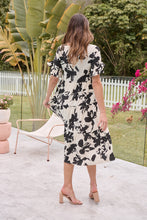 Load image into Gallery viewer, Alejandra Black/Off White Print V Neck Smock