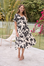 Load image into Gallery viewer, Alejandra Black/Off White Print V Neck Smock