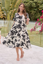Load image into Gallery viewer, Alejandra Black/Off White Print V Neck Smock