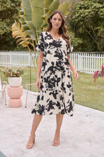 Load image into Gallery viewer, Alejandra Black/Off White Print V Neck Smock