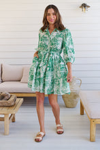 Load image into Gallery viewer, Gabrielle 3/4 Sleeve White/Green Print Collared Dress
