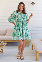 Load image into Gallery viewer, Gabrielle 3/4 Sleeve White/Green Print Collared Dress