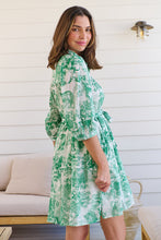 Load image into Gallery viewer, Gabrielle 3/4 Sleeve White/Green Print Collared Dress