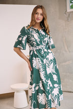 Load image into Gallery viewer, Delaney Green/White Print Button Front Midi Dress