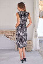 Load image into Gallery viewer, Alma Black/White Dress