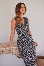 Load image into Gallery viewer, Alma Black/White Dress