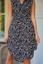 Load image into Gallery viewer, Alma Black/Cream Zip Front Dress