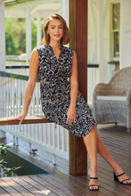 Load image into Gallery viewer, Alma Black/Cream Zip Front Dress