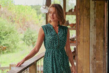 Load image into Gallery viewer, Alma Green/Black Zip Front Dress