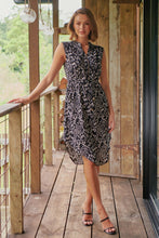 Load image into Gallery viewer, Alma Black/Cream Zip Front Dress