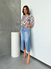 Load image into Gallery viewer, Bella Light Wash Split Front Denim Midi Skirt
