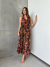Load image into Gallery viewer, Gillian Black/Rust/Pink Multi Print Maxi Dress