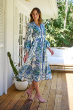 Load image into Gallery viewer, Gardenia Blue/White/Green Paisley Print Long Sleeve Dress