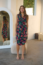 Load image into Gallery viewer, Alma Autumn Bold Leaf Print Print Zip Dress