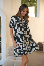 Load image into Gallery viewer, Rosie Black/Cream Bold Print Smock Dress