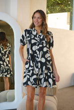 Load image into Gallery viewer, Rosie Black/Cream Bold Print Smock Dress