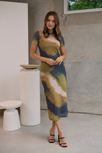 Load image into Gallery viewer, Jaya Mesh Cap Sleeve Green/ Black Bodycon Dress