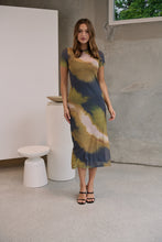 Load image into Gallery viewer, Jaya Mesh Cap Sleeve Green/ Black Bodycon Dress