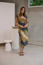 Load image into Gallery viewer, Jaya Mesh Cap Sleeve Green/ Black Bodycon Dress