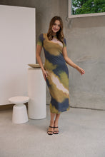 Load image into Gallery viewer, Jaya Mesh Cap Sleeve Green/ Black Bodycon Dress