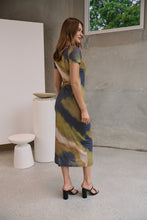 Load image into Gallery viewer, Jaya Mesh Cap Sleeve Green/ Black Bodycon Dress